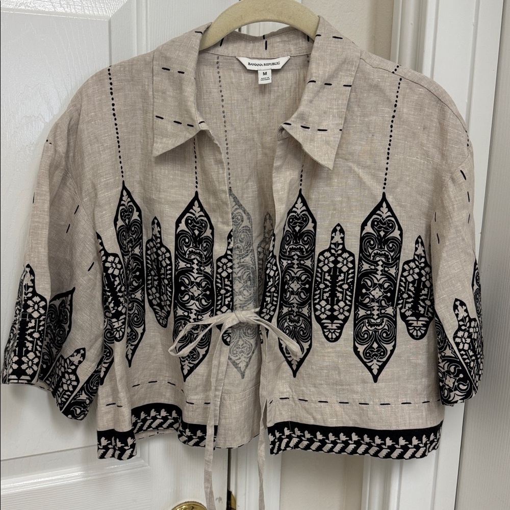 Banana Republic Beige and Black Patterned Top - Picture 3 of 5